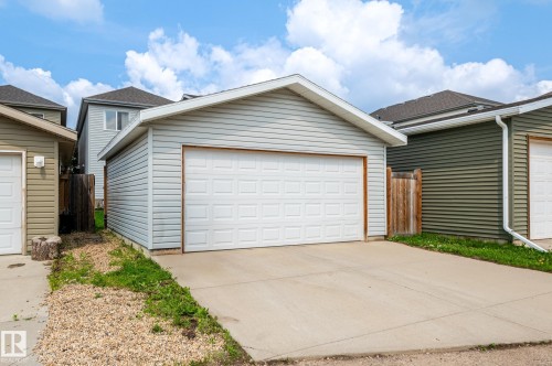 8531 Ellis Link, Edmonton, AB 
