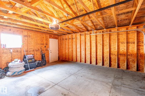 8531 Ellis Link, Edmonton, AB 