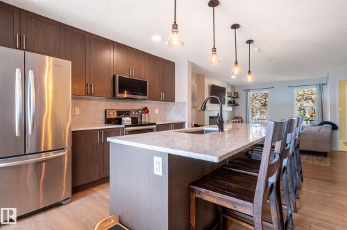 8531 Ellis Link, Edmonton, AB 