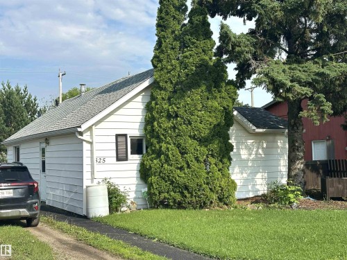 825 2 Street, Thorhild, AB 