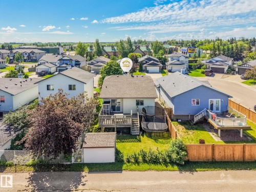 22 Landsdowne Drive, Spruce Grove, AB 