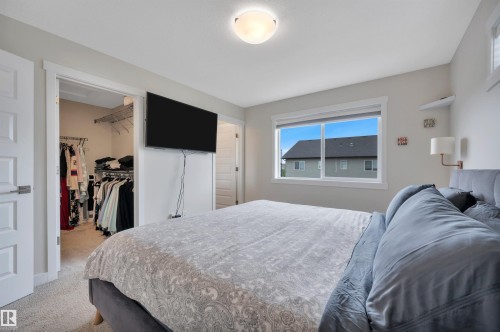 20709 99A Avenue, Edmonton, AB - Indoor Photo Showing Bedroom