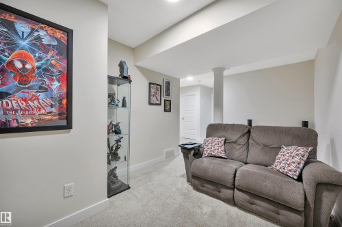 20709 99A Avenue, Edmonton, AB - Indoor