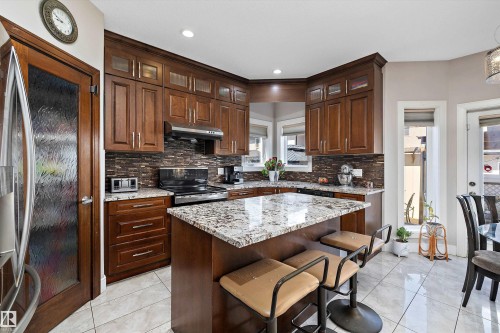 16742 61 Street, Edmonton, AB 