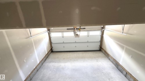 115 Ficus Way, Fort Saskatchewan, AB - Indoor Photo Showing Garage