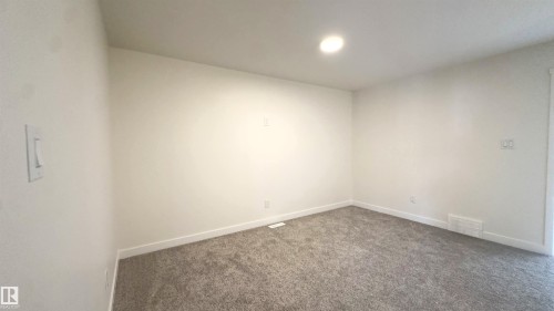 115 Ficus Way, Fort Saskatchewan, AB - Indoor Photo Showing Other Room