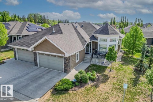 33 88 LACOMBE Drive  St. Albert, AB T8N 7N3
