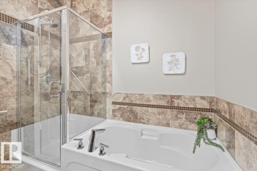 33 88 Lacombe Drive, St. Albert, AB - Indoor Photo Showing Bathroom