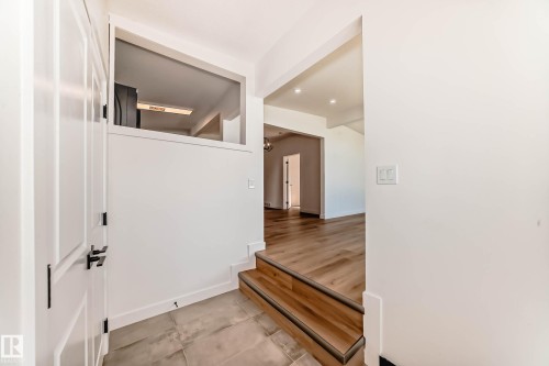7220 152A Ave, Edmonton, AB 