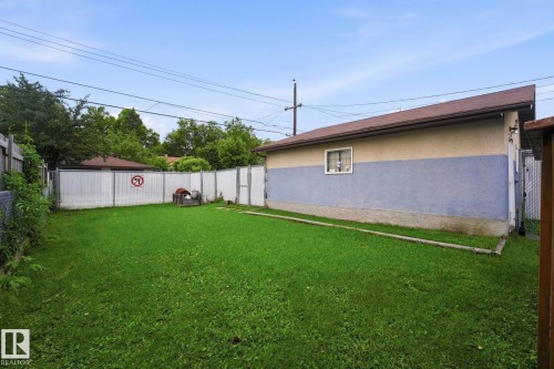 11918 47 Street, Edmonton, AB 