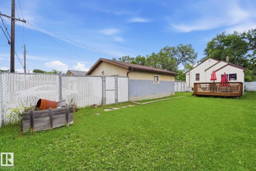 11918 47 Street, Edmonton, AB 