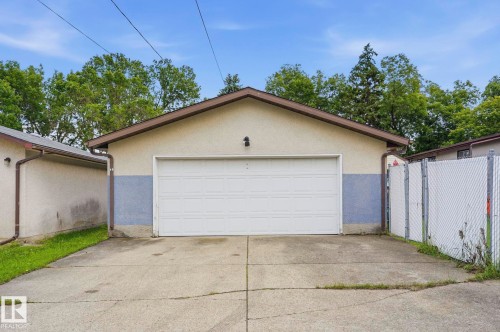 11918 47 Street, Edmonton, AB 