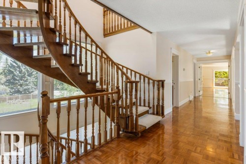 475 Lessard Drive, Edmonton, AB 