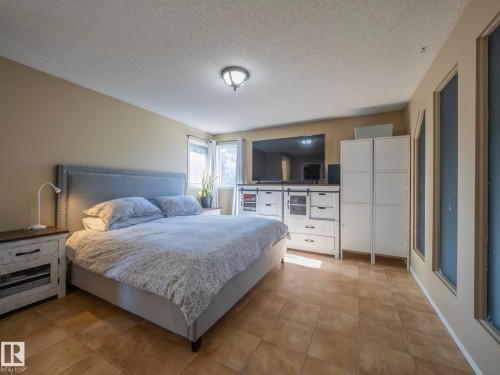 43 Holmgren Crescent, St. Albert, AB 