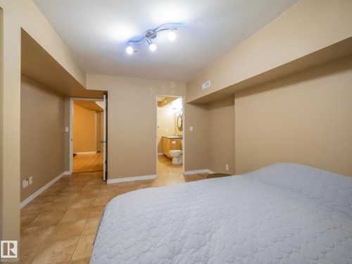 43 Holmgren Crescent, St. Albert, AB 