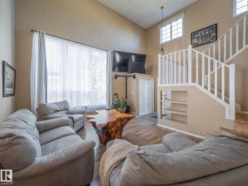 43 Holmgren Crescent, St. Albert, AB 