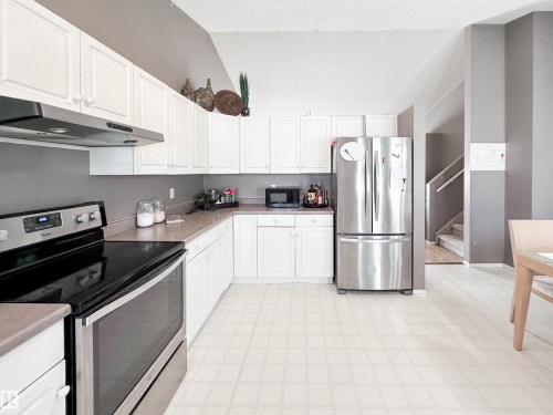 2116 152 Avenue, Edmonton, AB 