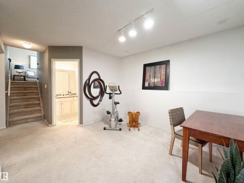 2116 152 Avenue, Edmonton, AB 