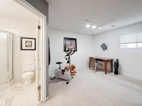 2116 152 Avenue, Edmonton, AB 