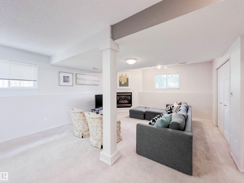 2116 152 Avenue, Edmonton, AB 