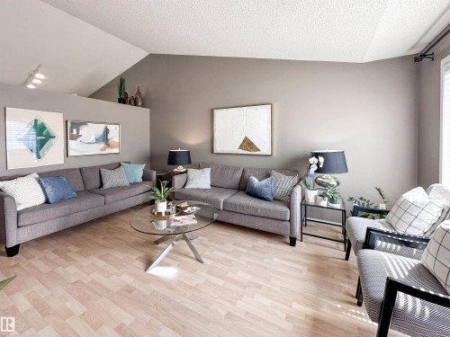 2116 152 Avenue, Edmonton, AB 