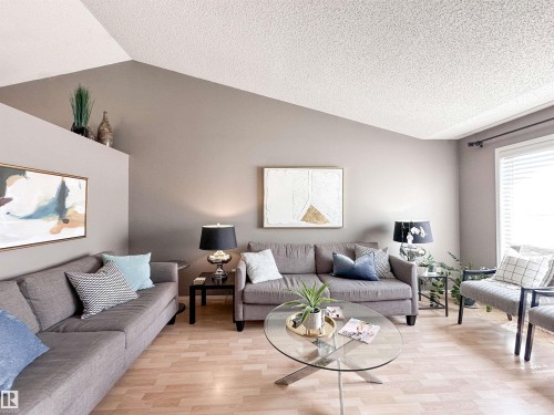2116 152 Avenue, Edmonton, AB 