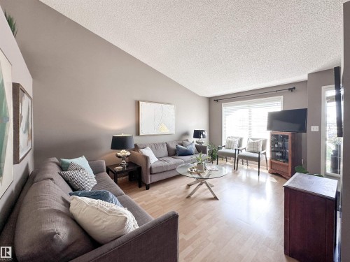 2116 152 Avenue, Edmonton, AB 