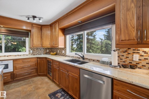 17 High Ridge Crescent, Sherwood Park, AB 