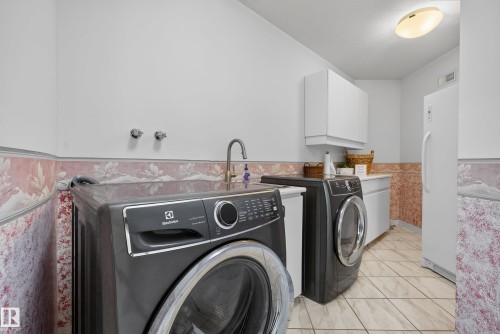17 High Ridge Crescent, Sherwood Park, AB 