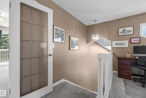 upper level - 17 High Ridge Crescent, Sherwood Park, AB 
