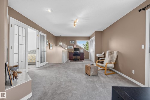 17 High Ridge Crescent, Sherwood Park, AB 