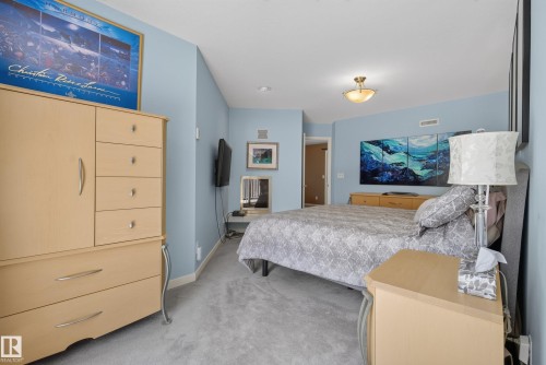 17 High Ridge Crescent, Sherwood Park, AB 