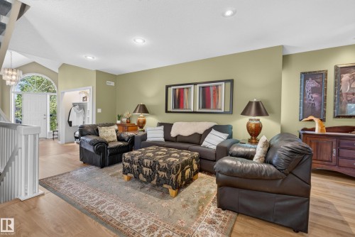 17 High Ridge Crescent, Sherwood Park, AB 