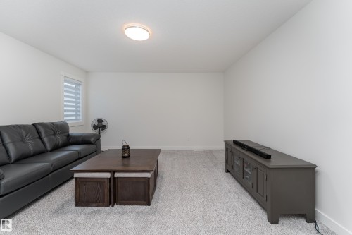 9119 183 Avenue, Edmonton, AB 