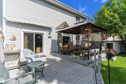 1048 105 Street, Edmonton, AB 