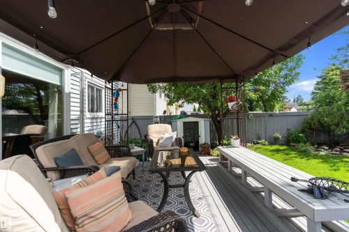 1048 105 Street, Edmonton, AB 