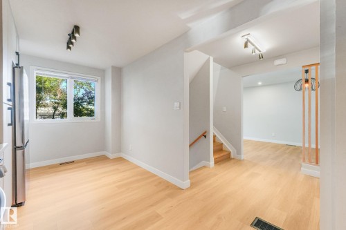 10617 34 Street, Edmonton, AB 
