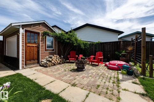 4447 Yeoman Drive, Onoway, AB 