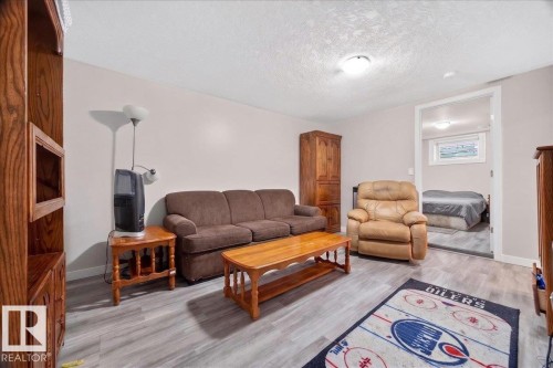 13307 122 Street, Edmonton, AB 