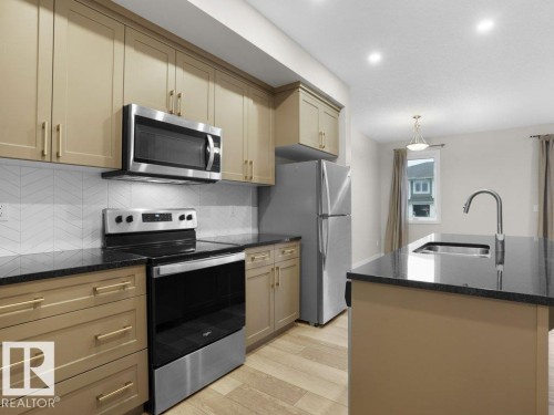 20329 15A Avenue, Edmonton, AB 