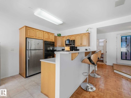 110 10728 82 Avenue, Edmonton, AB 