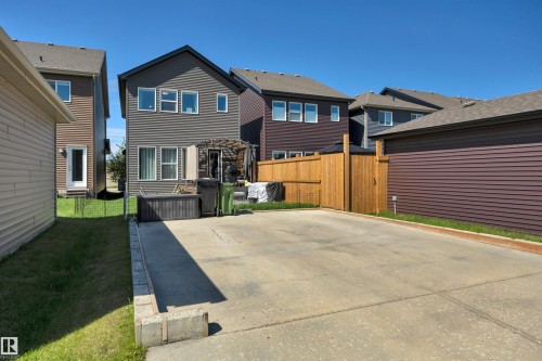 648 Orchards Boulevard, Edmonton, AB 