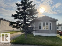 1352 Lakewood Cross Sherwood Park, AB T8H 1L2