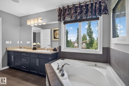 3611 15A Street, Edmonton, AB 