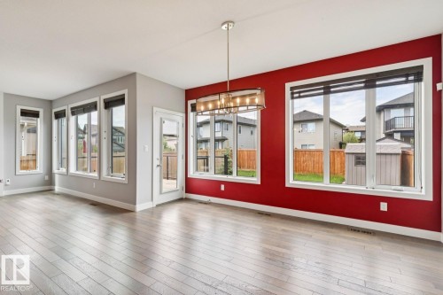 2545 Amerongen Crescent, Edmonton, AB - Indoor Photo Showing Other Room