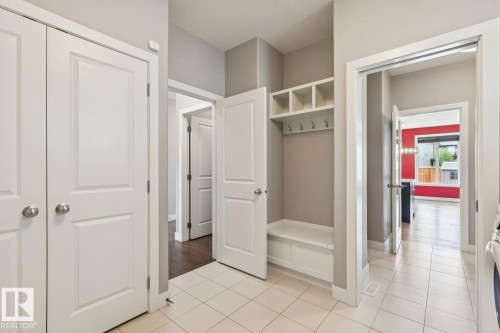 2545 Amerongen Crescent, Edmonton, AB - Indoor Photo Showing Other Room