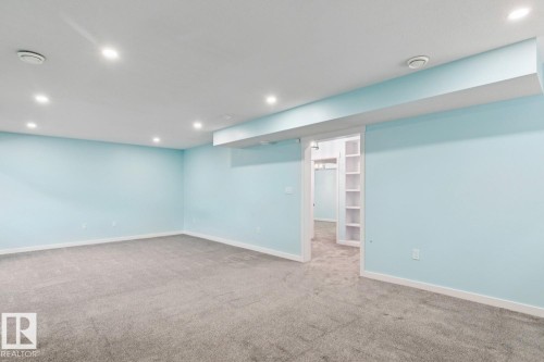 2545 Amerongen Crescent, Edmonton, AB - Indoor Photo Showing Other Room