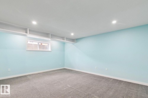2545 Amerongen Crescent, Edmonton, AB - Indoor