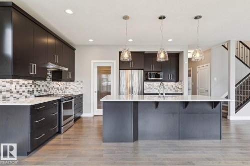 2545 Amerongen Crescent, Edmonton, AB - Indoor Photo Showing Kitchen With Stainless Steel Kitchen With Upgraded Kitchen