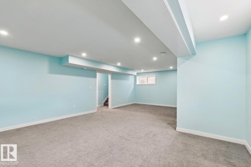 2545 Amerongen Crescent, Edmonton, AB - Indoor
